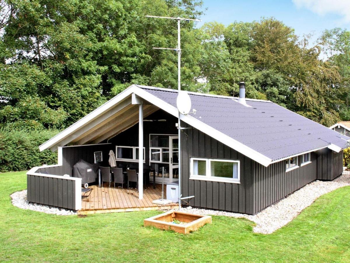 Four-Bedroom Holiday Home In Sydals 4 Vibøge Esterno foto