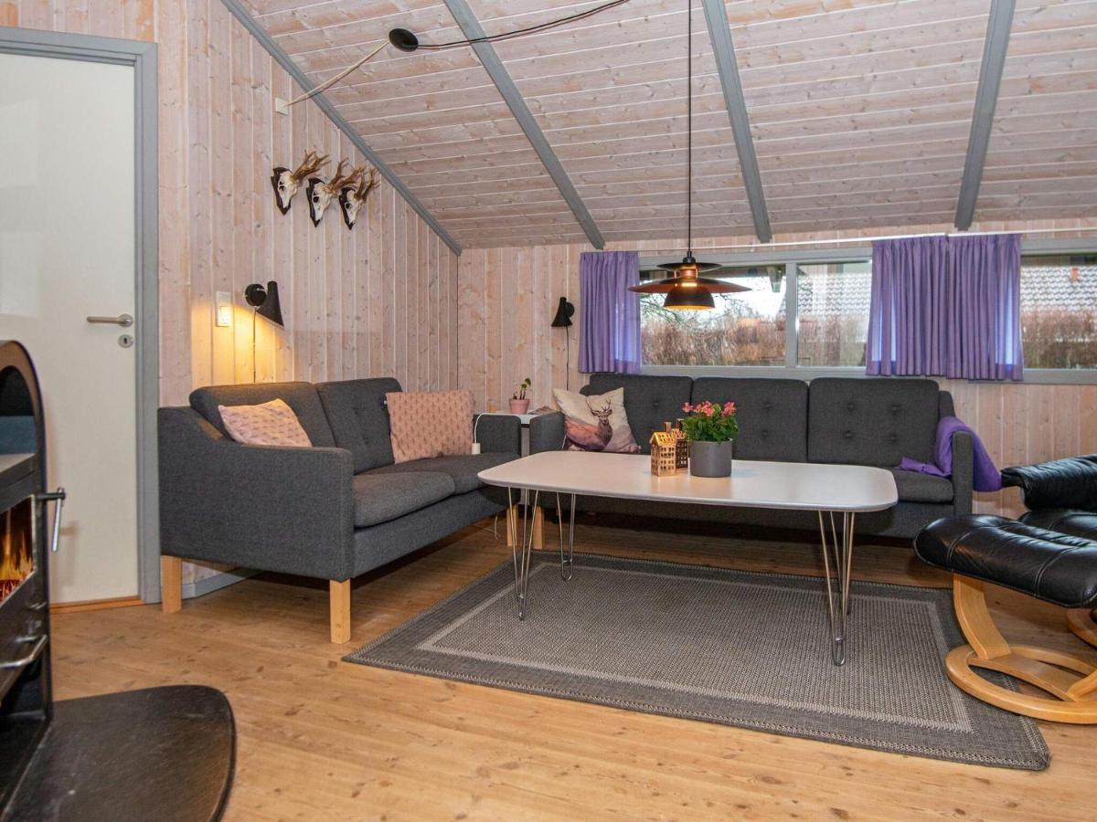 Four-Bedroom Holiday Home In Sydals 4 Vibøge Esterno foto